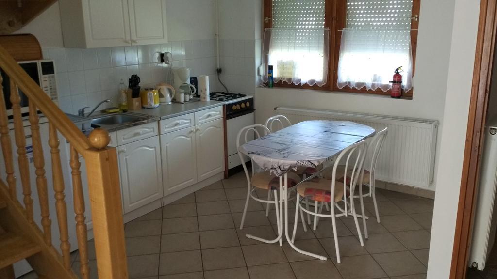 Anna Villa Lenti Bagian luar foto